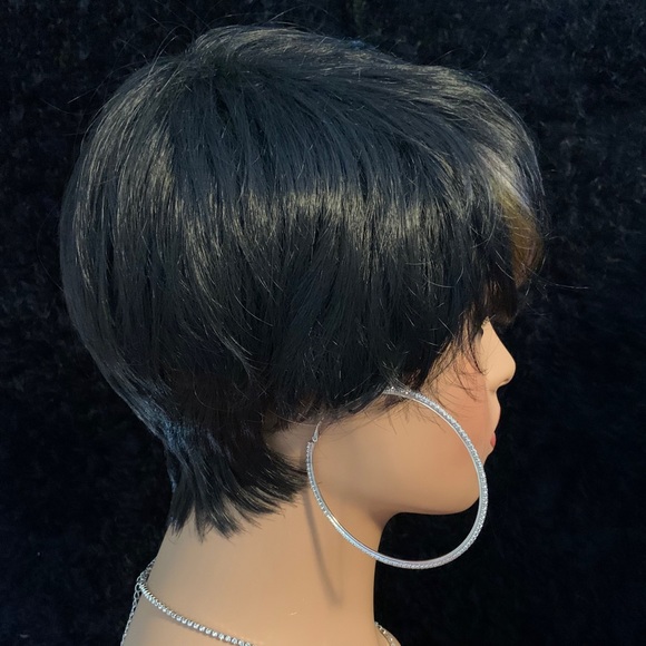 Fun & Classic Short Multi Color Synthetic Wig for Everyday Wear or Events - Picture 3 of 6